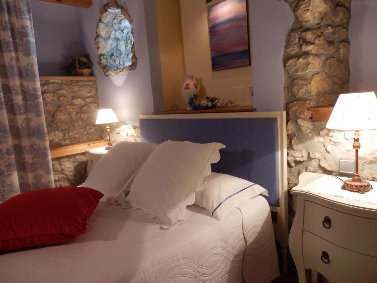 Posada El Salin Otel Muñorrodero Dış mekan fotoğraf