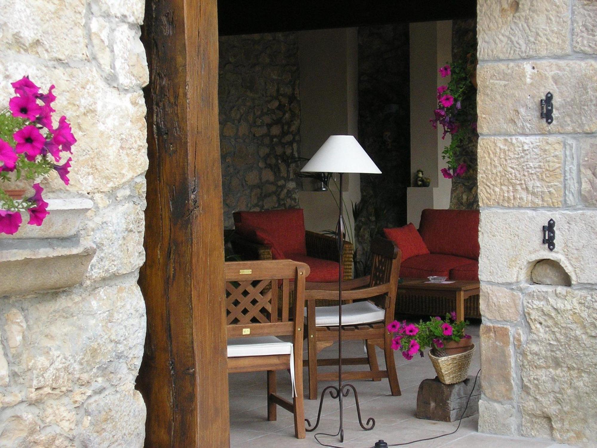 Posada El Salin Otel Muñorrodero Dış mekan fotoğraf