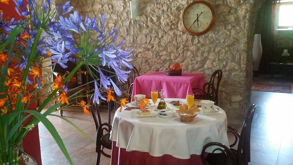 Posada El Salin Otel Muñorrodero Dış mekan fotoğraf
